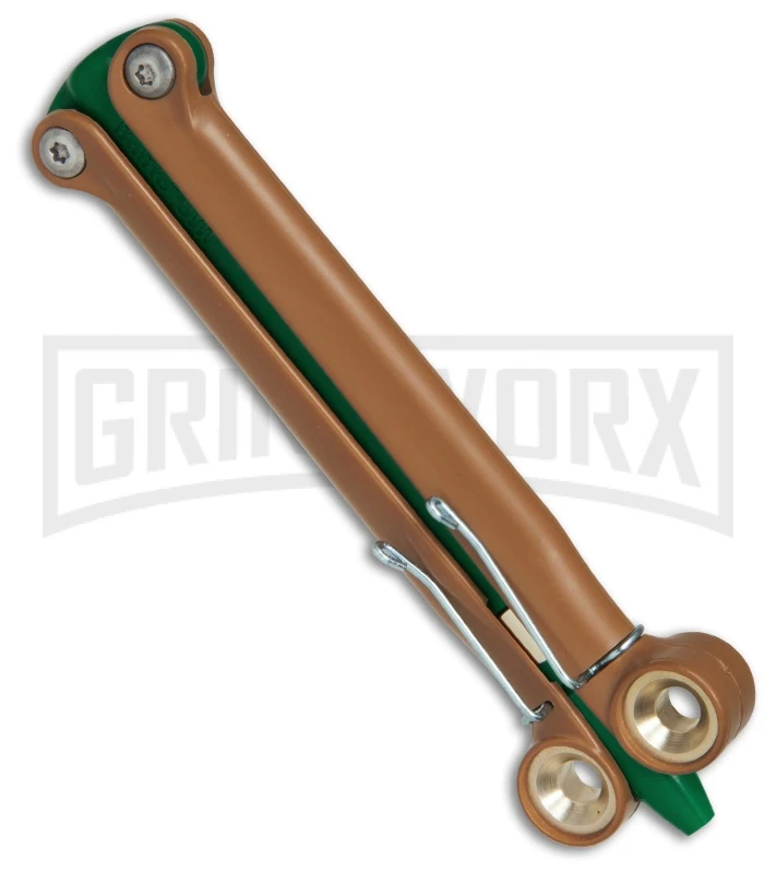 BaliYo By Spyderco Butterfly Pen Flipper Green/Brown 4 BaliYo By Spyderco Butterfly Pen Flipper Green/Brown - Image 2